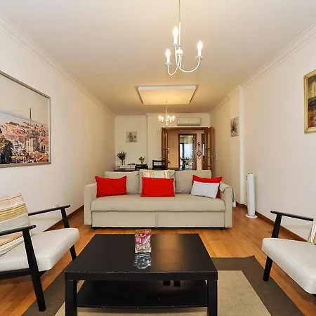By The - Checkinhome Appartamento Oeiras