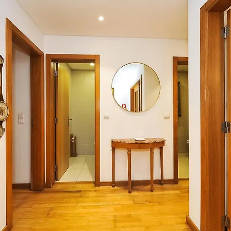 Apartment By The - Checkinhome *