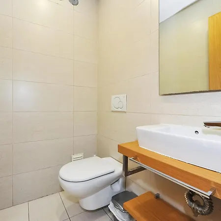 By The - Checkinhome * Oeiras