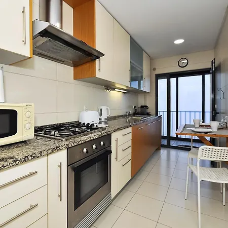 Apartment By The - Checkinhome *