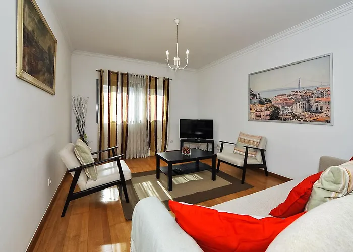 By The - Checkinhome Appartamento Oeiras